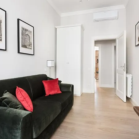 Idyllia - Elegant Flat *